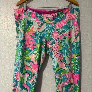 Lilly Pulitzer Luxletic XXL cropped leggings. Stretchy